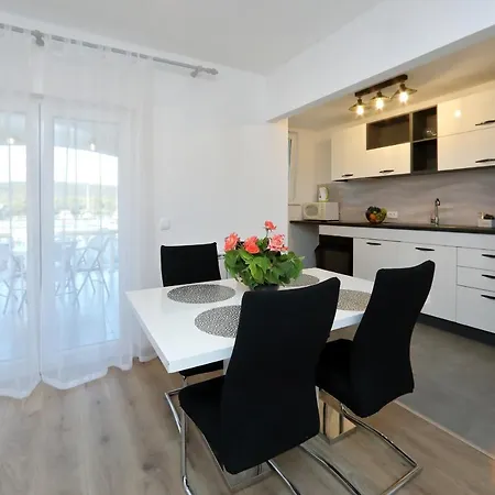 Simunic Punta Appartement Bibinje