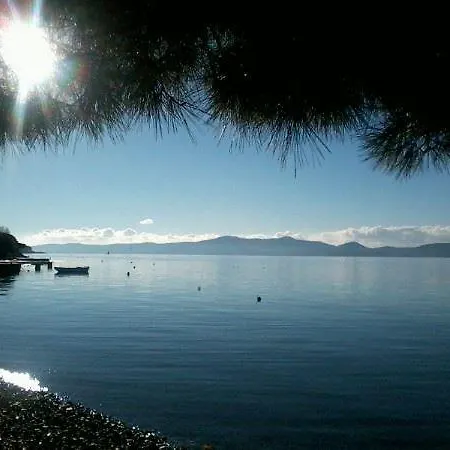 Simunic Punta 公寓