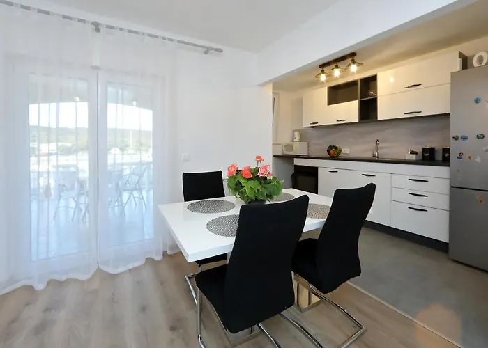 Simunic Punta 公寓 比比涅